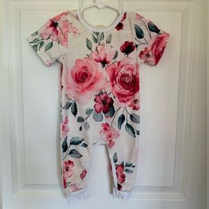Pink and White Floral Baby Girl Bodysuit - Size 6-12m / 70